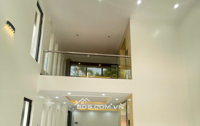 Bán nhà gần TT Văn điển,Thanh Trì, lô góc 65m2*6 tầng ga ra ô tô,thang máy,11 tỉ.