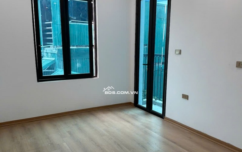 BÁN NHÀ 4 TẦNG ĐẸP MỚI XÂY - NGỌC HỒI ,THANH TRÌ --> chỉ nhỉnh 5 tỉ.