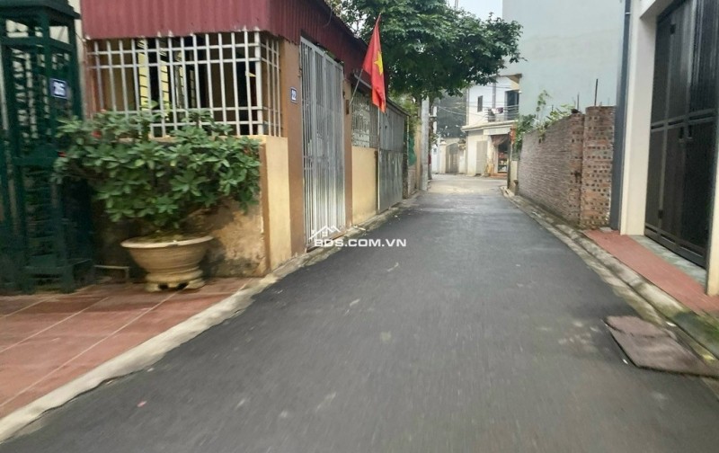 Bán đất Đa Tốn Gia Lâm sát Ocean park 1 thửa đất vuông vắn ngõ thông ô tô hơn 4 tỷ