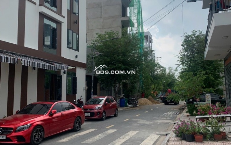 BÁN NHÀ VƯỜN LÀI KHU PHÂN LÔ 68M² 3 LẦU HẺM 8M GIÁ CHỈ 7,4 TỶ TL