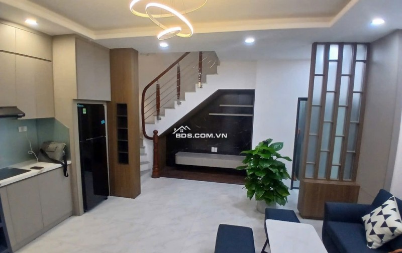 Nhà riêng 5 tầng, 3PN, hai thoáng, phố Đại La, Hai Bà Trưng gần TimeCity