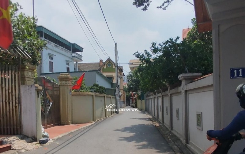 Bán đất Đa Tốn Gia Lâm sát Ocean park 1 thửa đất vuông vắn ngõ thông ô tô hơn 4 tỷ