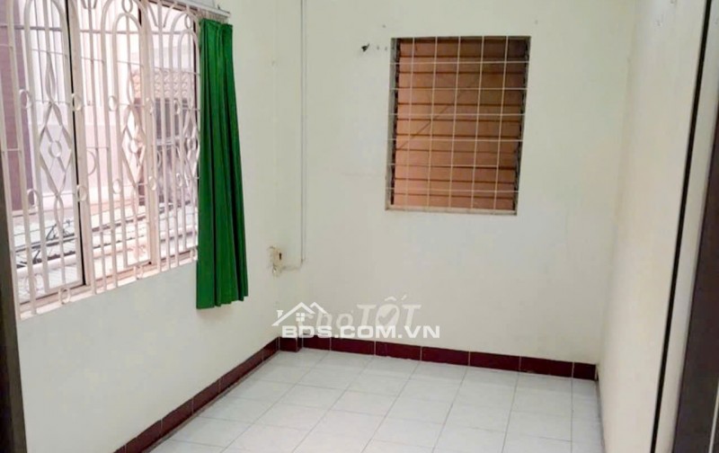 Chủ muốn bán nhà hẻm đường Đất Thánh, 2 tầng, 7.6x5m, 5.7 tỷ TL