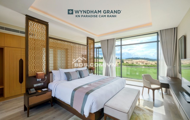 BÁN VILLA GOLF CĂN GÓC - DT: 453.8m2 GIÁ 26 TỶ, SHR LÂU DÀI LH 0917678685