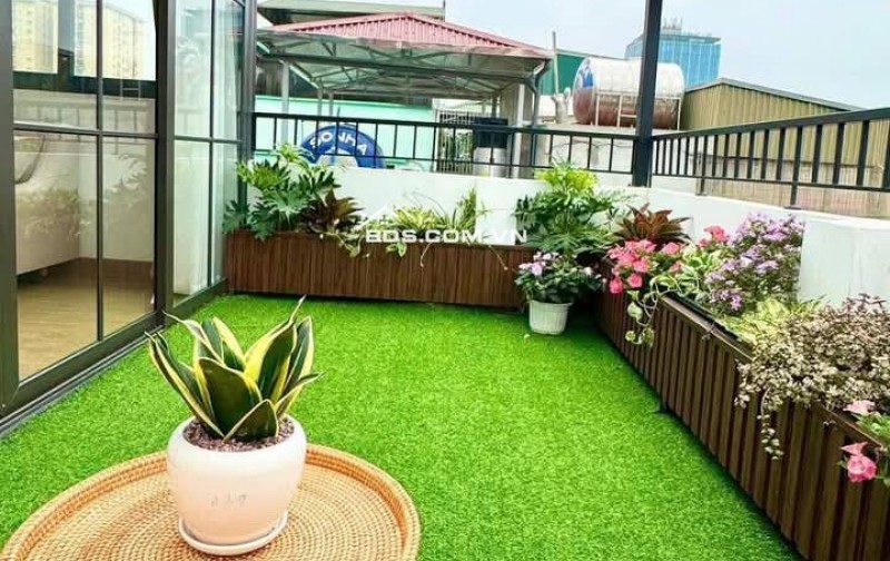 Nhà Đẹp Dòng Tiền, Đường Láng, Đống Đa 75 m, 7 tầng, mt 4.6m, giá 18.5 tỷ