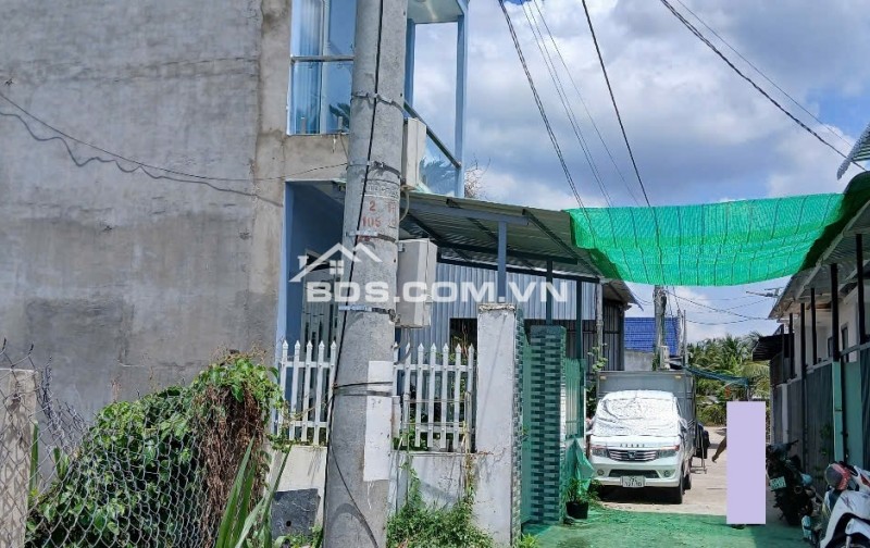 Lô đất Mỹ Phong, TP Mỹ Tho. 100m2 full thổ cư. Xe 16 chỗ 90D vào 50 mét.