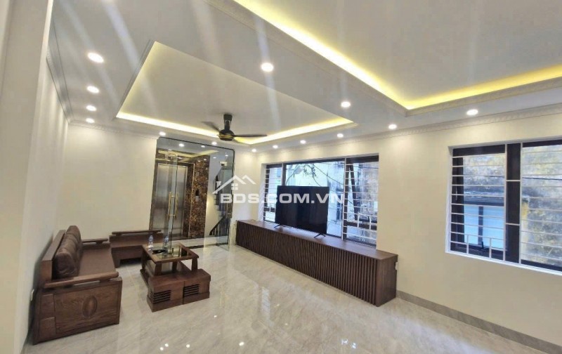 Bán nhà ngõ 12 Thạch Bàn, Gara ô tô, Thang máy, Gần Hồ. View đẹp. 60m x 6T. Lh 0965858116