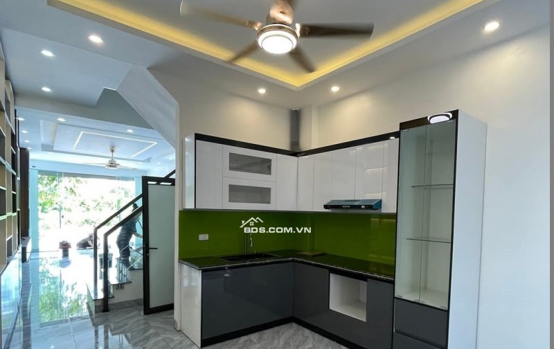BÁN NHÀ SIÊU ĐẸP 4.45 TỶ 3 TẦNG 64M2 MẶT ĐƯỜNG ĐÔ THỊ BÃI VIÊN