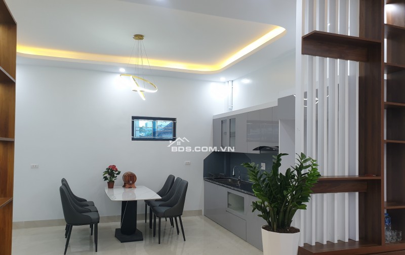 BÁN NHÀ ĐẸP 2.468 TỶ 3 TẦNG 51M2 ( TÂY NAM ) NGÕ KHU ĐÔ THỊ MỸ TRUNG