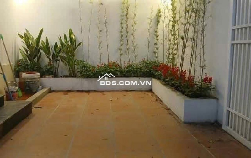 Nhỉnh 5 tỷ Biệt thự mini gần Ngũ Hiệp,Thanh Trì, 70m2 xây 4 tầng , ô tô đỗ cổng.
