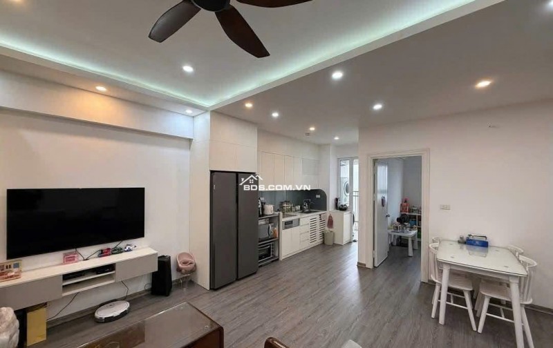 Chung cư Satra Eximland,Phan Đăng Lưu,Phú Nhuận:130m2,3p ngủ,2wc,NT, 23tr/th.