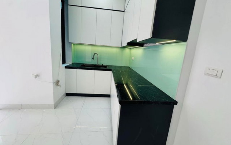 Bán Gấp nhà Lô Góc – Ô tô - Mỹ Đình- Nam Từ Liêm 40m2 - 5 tầng – Giá chỉ 7 tỷ