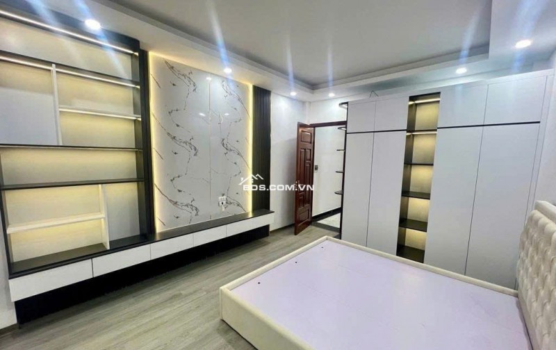 Bán Nhà cổ điển a,tứ hiệp, Thanh Trì, S:52m²*5T, full công năng, full nội thất,nhỉnh 7 tỉ.
