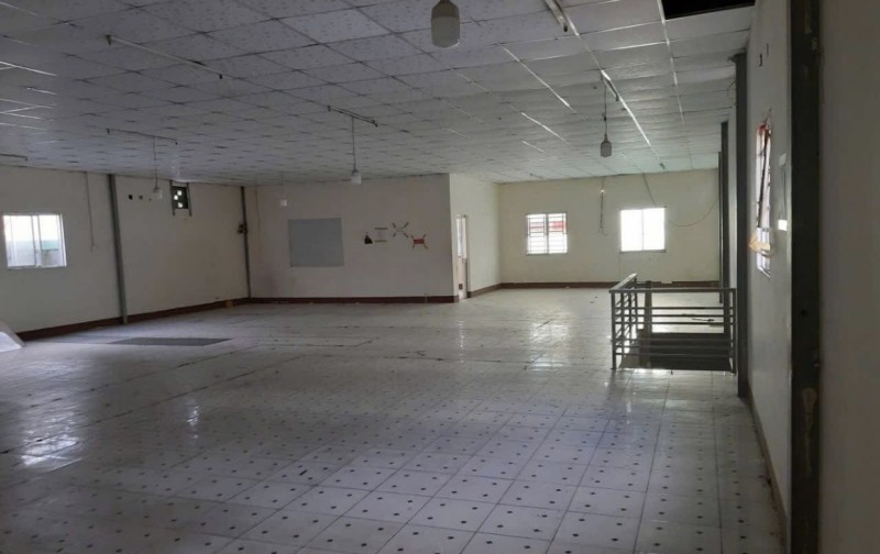 Cho thuê mb xưởng 1 lầu, sd 800m2 Lê Thị Riêng Quận 12
