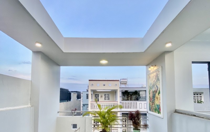 Bán nhà mặt phố quận bình tân - 4 tầng BTCT - Khu nhà cao tầng 8,3 tỷ