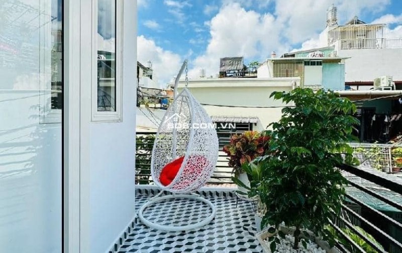 TÌM NGƯỜI THUÊ NHÀ – MỘT CHỐN Ở YÊN BÌNH GIỮA LÒNG GÒ VẤP Nhà mình có căn nguyên căn tại  hẻm Phan Huy Ích, P.12, Q. Gò Vấp, cần tìm người thuê thiện chí, giữ gìn, lâu dài. 