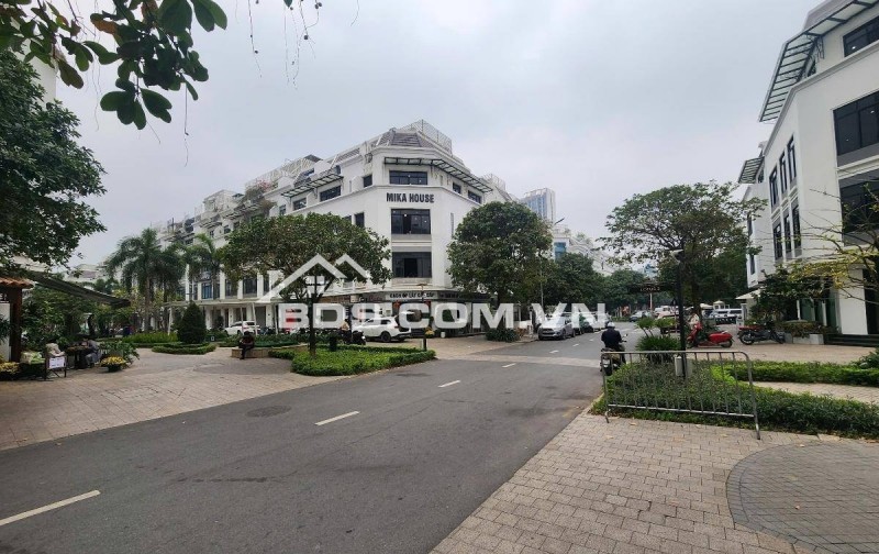 Bán liền kề Vinhomes Gardenia Hàm Nghi, 120m2, 5 tầng, thang máy, vị trí đẹp
