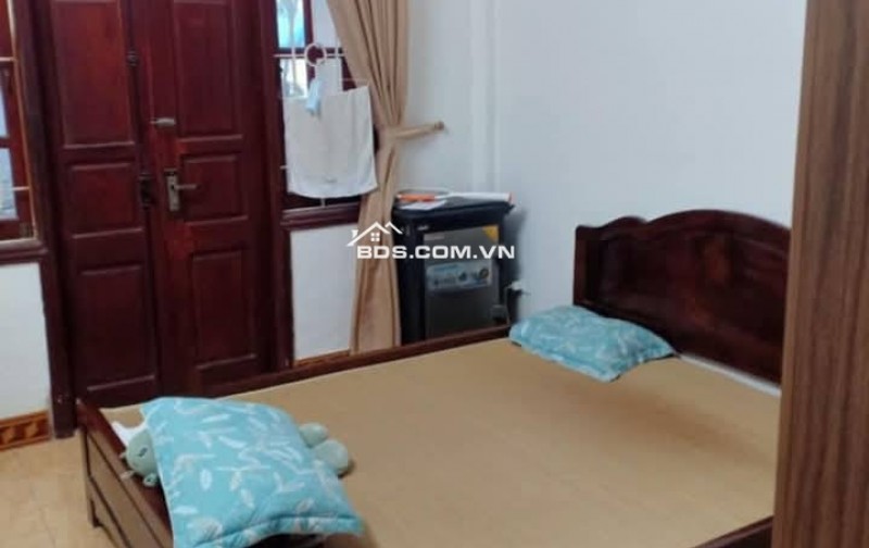 BÁN NHÀ ĐẠI TỪ HOÀNG MAI 7.4TỶ 42M NHÀ ĐẸP 5 TẦNG TRƯỚC NHÀ SH QUAY ĐẦU QH NGON