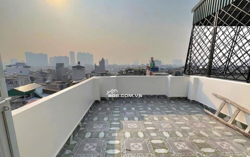BÁN NHÀ KIM GIANG THANH XUÂN 8.5 TỶ 38M ĐẬP HỘP MỚI ĐẸP 1 CĂN ĐỘC LẬP THANG MÁY 20M Ô TÔ