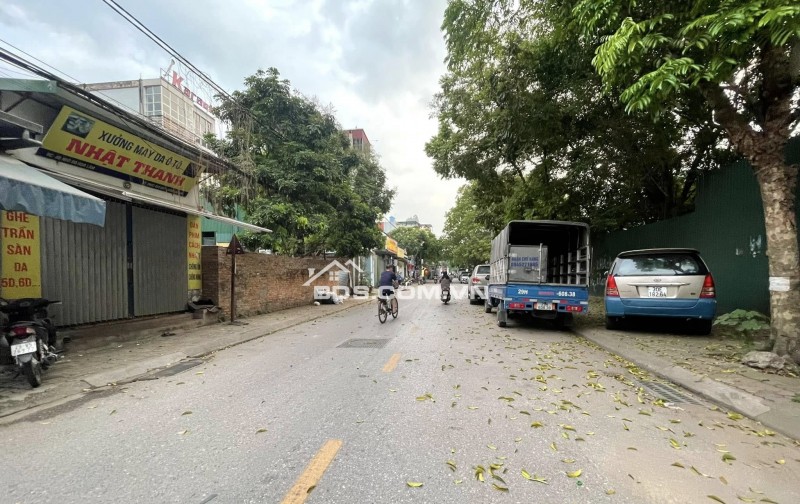 HOA LÂM nhỉnh 8 tỷ 45m LÔ GÓC Ô TÔ ĐỖ CỬA NGÕ THÔNG,LONG BIÊN HÀ NỘI