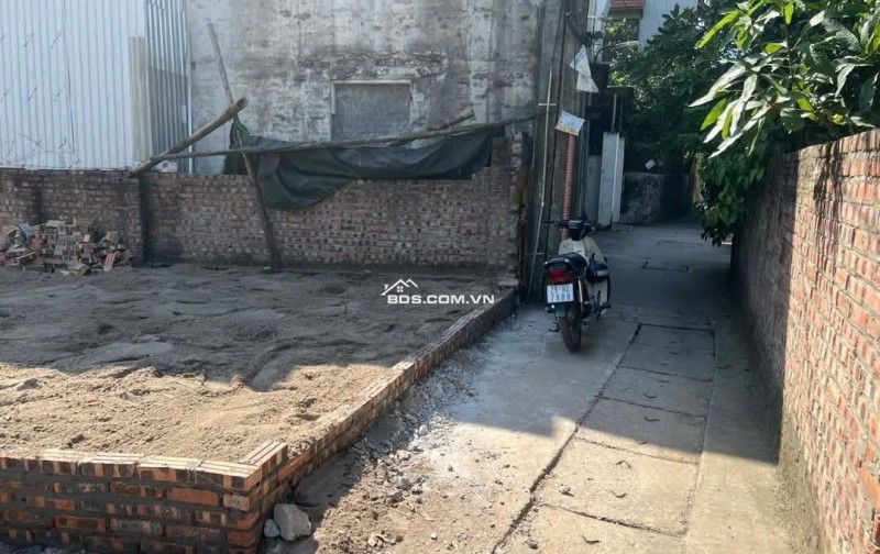 Bán đất thôn 3 Xã Vạn Phúc 64 m2 ngõ rộng oto 7 chỗ, ngay khu đấu giá