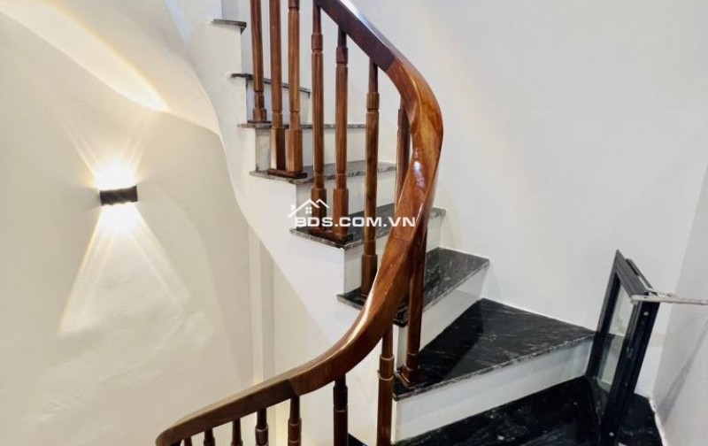 BÁN NHÀ 5 TẦNG MẶT PHỐ, KINH DOANH ĐỈNH, VỪA Ở VỪA CHO THUÊ  – 0922565668
