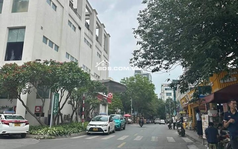 VIP 78m2 MT 6,5m - Mặt phố Nghĩa Đô – Vỉa hè ôtô tránh – Kinh doanh đỉnh