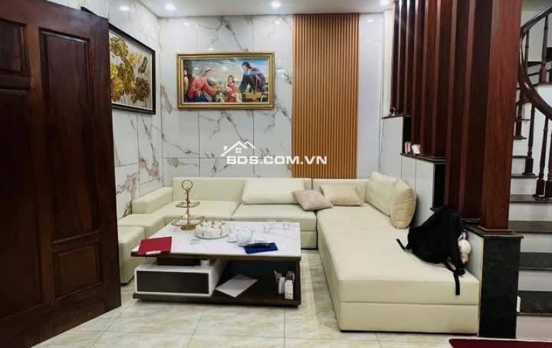 Cần bán nhà đẹp tự xây khu vực Cầu Giấy