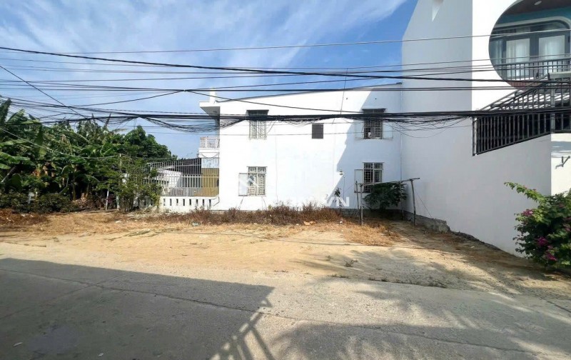 Bán lô góc tại xã Vĩnh Thạnh, Nha Trang . Giá : 2 tỷ 190 triệu