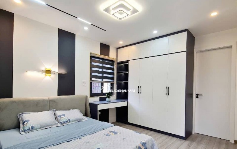 NHÀ MỚI VIP SIÊU HIẾM ĐỘI CẤN-BA ĐÌNH -39M2-4 Tầng-3,5MT-9,6 Tỷ