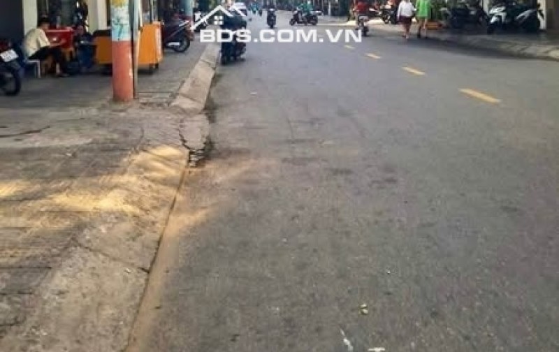 Lô đất 2 mặt tiền ngang 10,7m -Ngay khu du lịch biển Mỹ Khê-Giá chỉ 15 tỷ