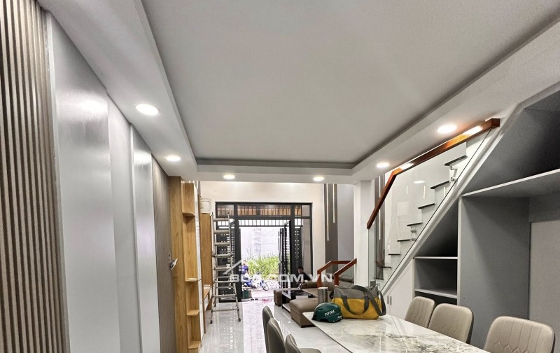 NHÀ ĐẸP 4X16M HẺM XE HƠI, HÀ HUY GIÁP GẦN GÒ VẤP, GIÁ SIÊU TỐT!