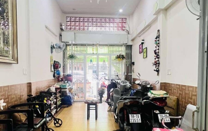 MẶT TIỀN [#QUẬN_1]-- KẾ TRẦN QUANG KHẢI - VỊ TRÍ ĐẮC ĐỊA - CHÍNH CHỦ LÂU NĂM - DT 49M2 - 4 TẦNG BTCT - 4PN - VỈA HÈ KINH DOANH.