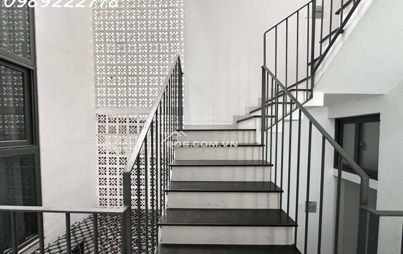 CHDV 14 PHÒNG LÊ QUANG ĐỊNH- 110M2 A4 - 5 TẦNG KTS THIẾT KẾ - HẺM TRẢI NHỰA Ô TÔ 7 CHỖ, 3 CĂN RA MẶT TIỀN.