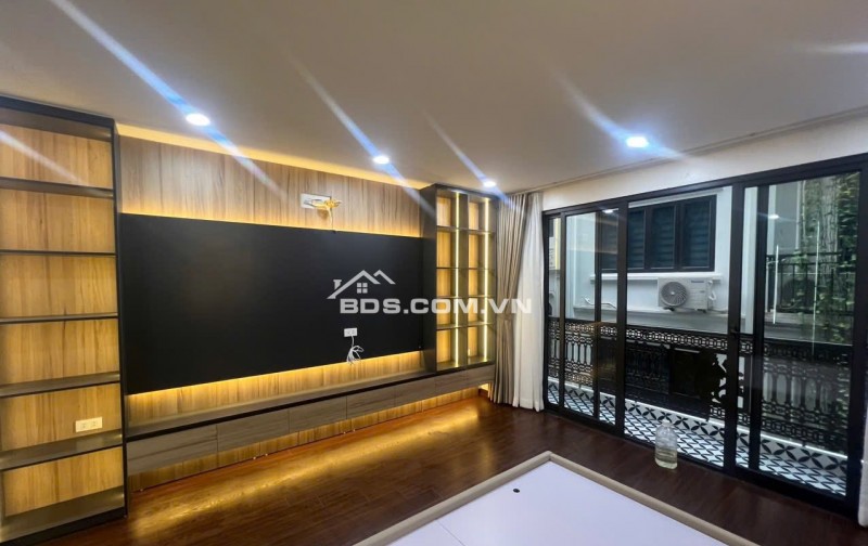 MUA NGAY KO MẤT-NHÀ PHỐ ĐỘI CẤN -BA ĐÌNH 6 TẦNG THANG MÁY-56M2-4,2MT-15.8 Tỷ-Ô TÔ TRÁNH