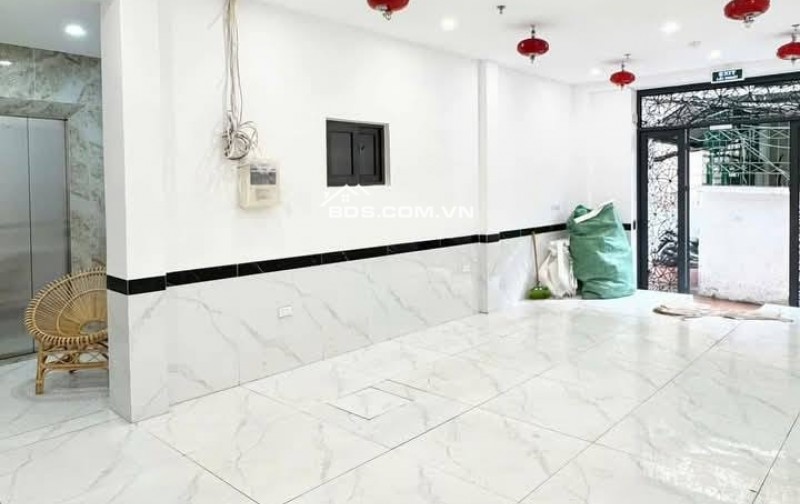 Nhà Đẹp Dòng Tiền, Đường Láng, Đống Đa 75 m, 7 tầng, mt 4.6m, giá 18.5 tỷ