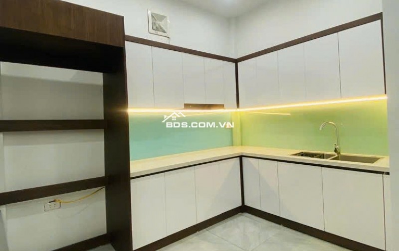 SIÊU PHẨM ĐƯỜNG LÁNG - GIÁP RANH CẦU GIẤY - VỊ TRÍ CỰC HIẾM 79M CHỈ 15.8 TỶ