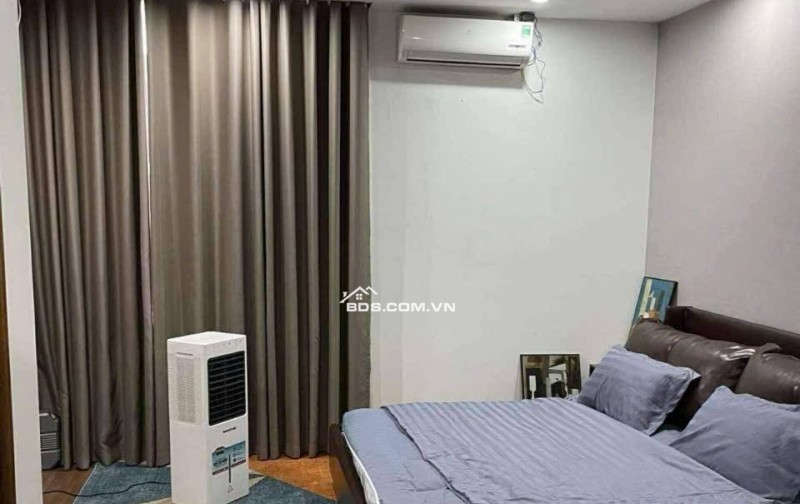 Bán Phân Lô Cầu Giấy (Hoàng Quốc Việt) 6 tầng 3m2, Mặt Tiền 8 mét giá nhỉnh 12 tỷ
