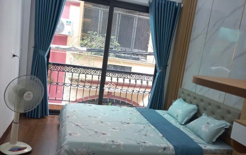 Bán Nhà Ngã Tư Sở - Oto - Kinh Doanh - 40m, 4 Tầng - Full Nội Thất. Chỉ 12.5 Tỷ.