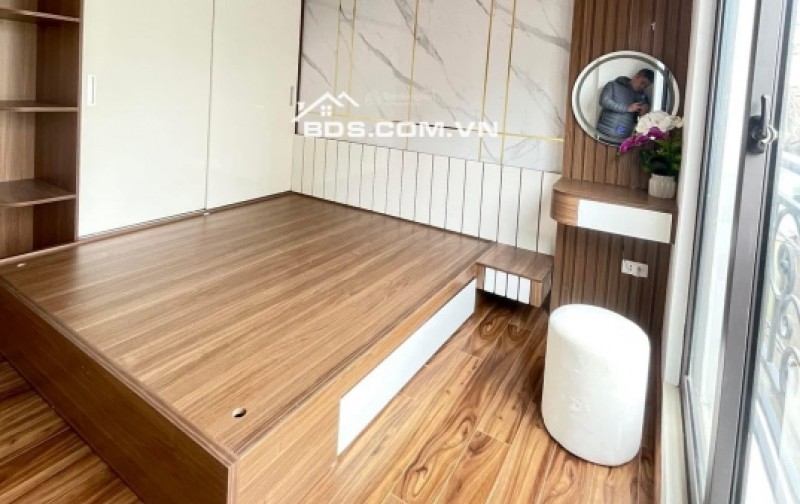 CHỈ 4.9 tỉ Có nhà xây mới độc lập , 45m*5T,3 thoáng,ô tô gần tại Vĩnh quỳnh,Thanh trì.