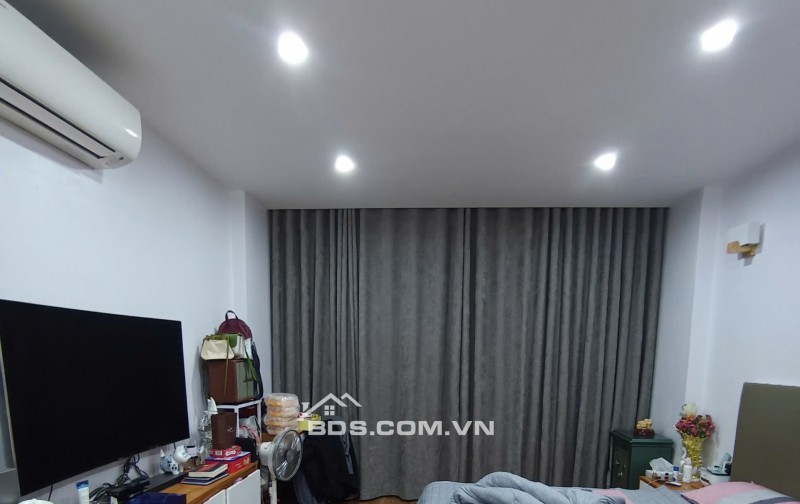 Víp ! Quận Thanh Xuân -  Nhà Phân Lô - Oto - Gần Phố - Full Nội Thất - 55m - Chỉ Nhỉnh 18 Tỷ.
