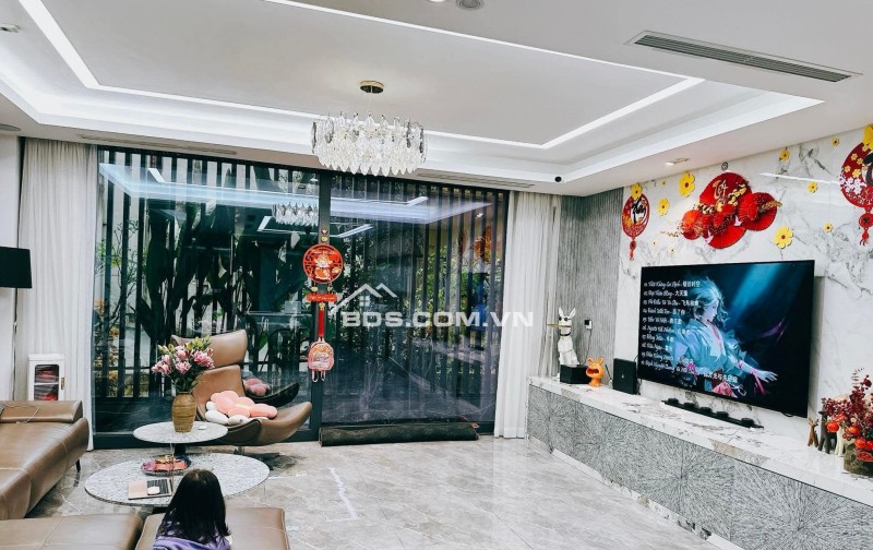 Nhà Đẹp Ô Tô Vào Nhà, Phố Yên Lạc, Hai Bà Trưng 79/82m, 6 tầng, mt 6m, giá 27.5 tỷ.