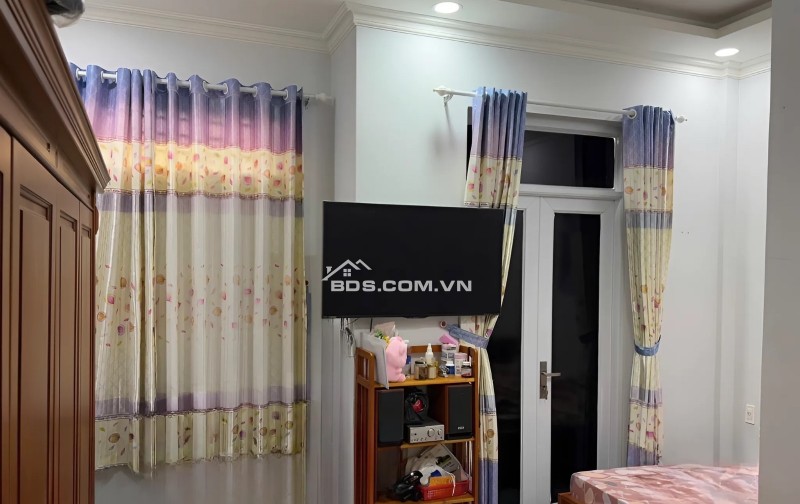 ✨BÁN NHÀ ĐẸP GẦN PHÚ MỸ HƯNG - NỘI THẤT GỖ QUÝ - 65M2 - NGANG 5M - 4 TẦNG - 5PN - CHỈ 11.5 TỶ - LÝ PHỤC MAN, Q7