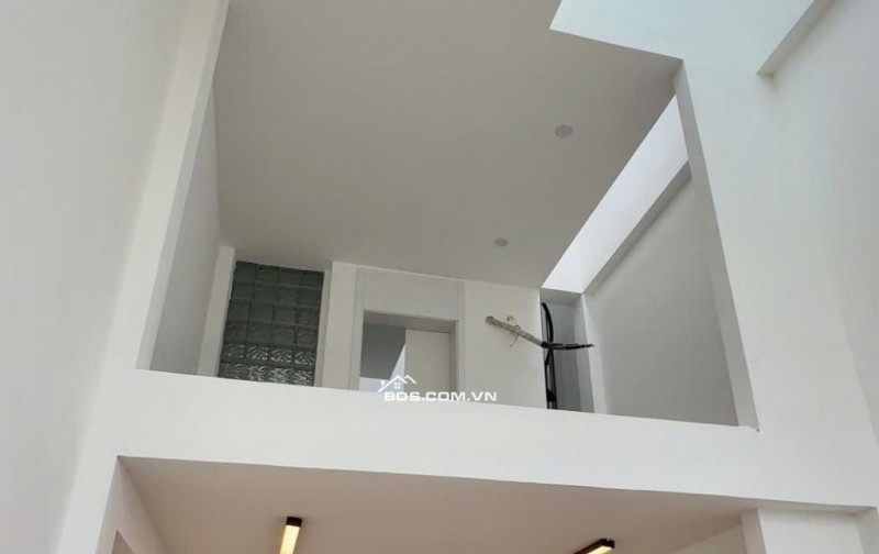 BÁN NHÀ 6 TẦNG THẠCH BÀN – HÀNG XÓM AEON MALL – VỊ TRÍ ĐẮC ĐỊA, ĐẦY ĐỦ TIỆN ÍCH