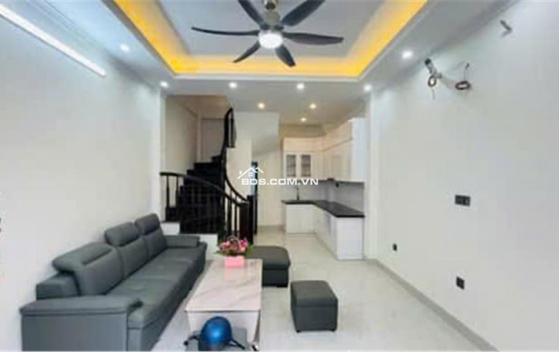 NHÀ LIỀN KỀ 35m2 5 TẦNG  – GẦN KĐT TRUNG HÒA TRUNG KÍNH , CẦU GIẤY – GIÁ CHỈ LOANH QUANH 7 TỶ