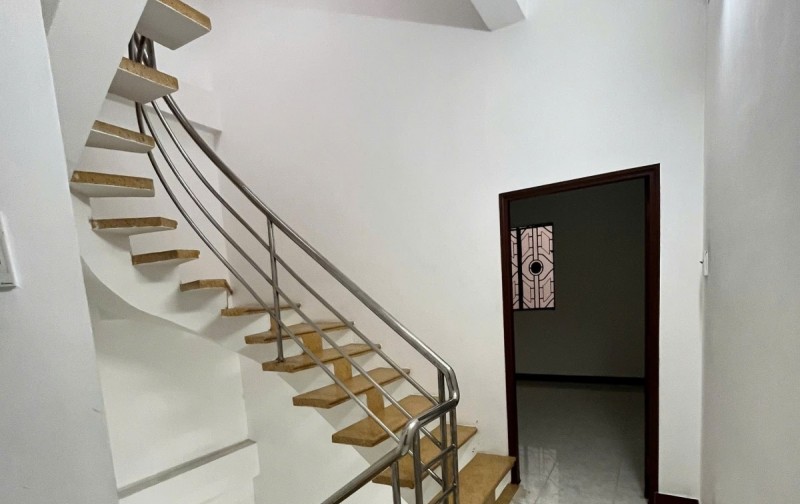 Bán nhà quận 6 - Hẻm xe tải né nhau - 3 tầng BTCT - Dòng tiền 12tr/th 7,3 tỷ