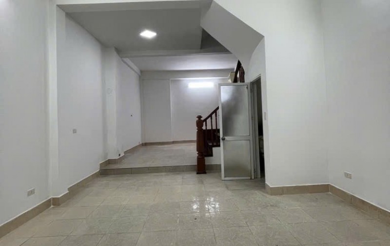 Bán nhà Lạc Long Quân, Tây Hồ, Hà Nội
