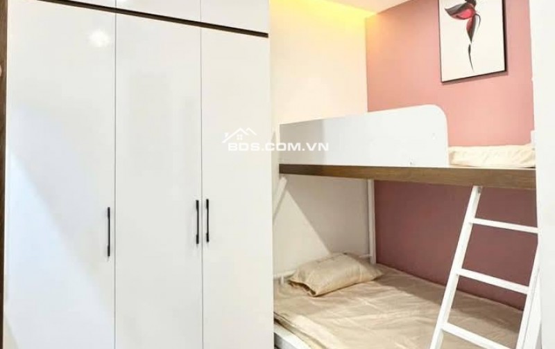 Nhà Đẹp Dòng Tiền, Đường Láng, Đống Đa 75 m, 7 tầng, mt 4.6m, giá 18.5 tỷ