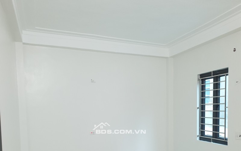 BÁN NHÀ ĐẸP 1.76 TỶ 3 TẦNG 47M2 ( ĐÔNG NAM ) NGÕ TRẦN QUANG KHẢI
