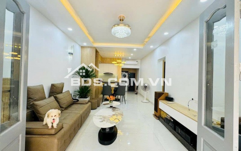 Nhà Đẹp Ở Luôn Phố 8/3, Hai Bà Trưng 50/70m, mt 5m, giá 5.18 tỷ.